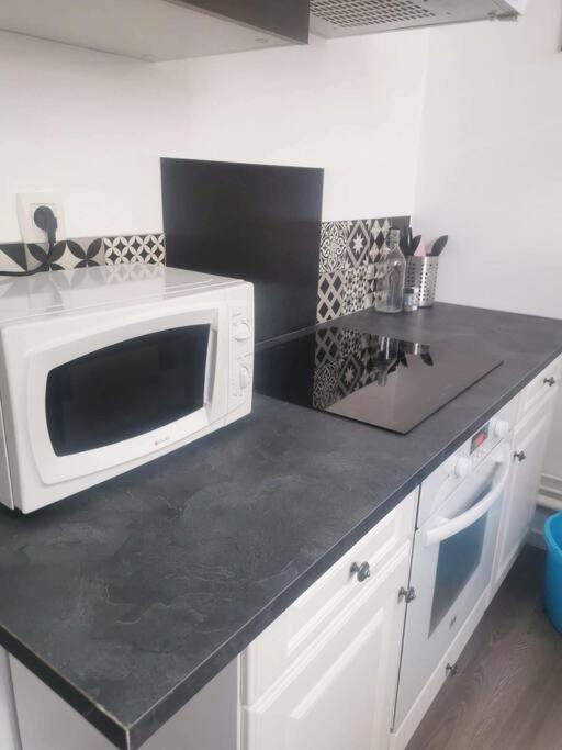 Le Petit Cloitre Daire Langres Dış mekan fotoğraf